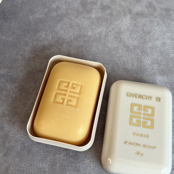 Vintage Givenchy III Savon Soap 35g - Picture 4 of 5